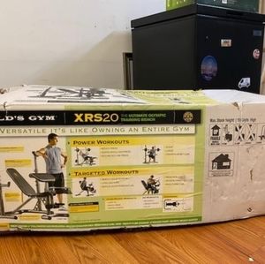 GOLD'S GYM TRAINING BENCH